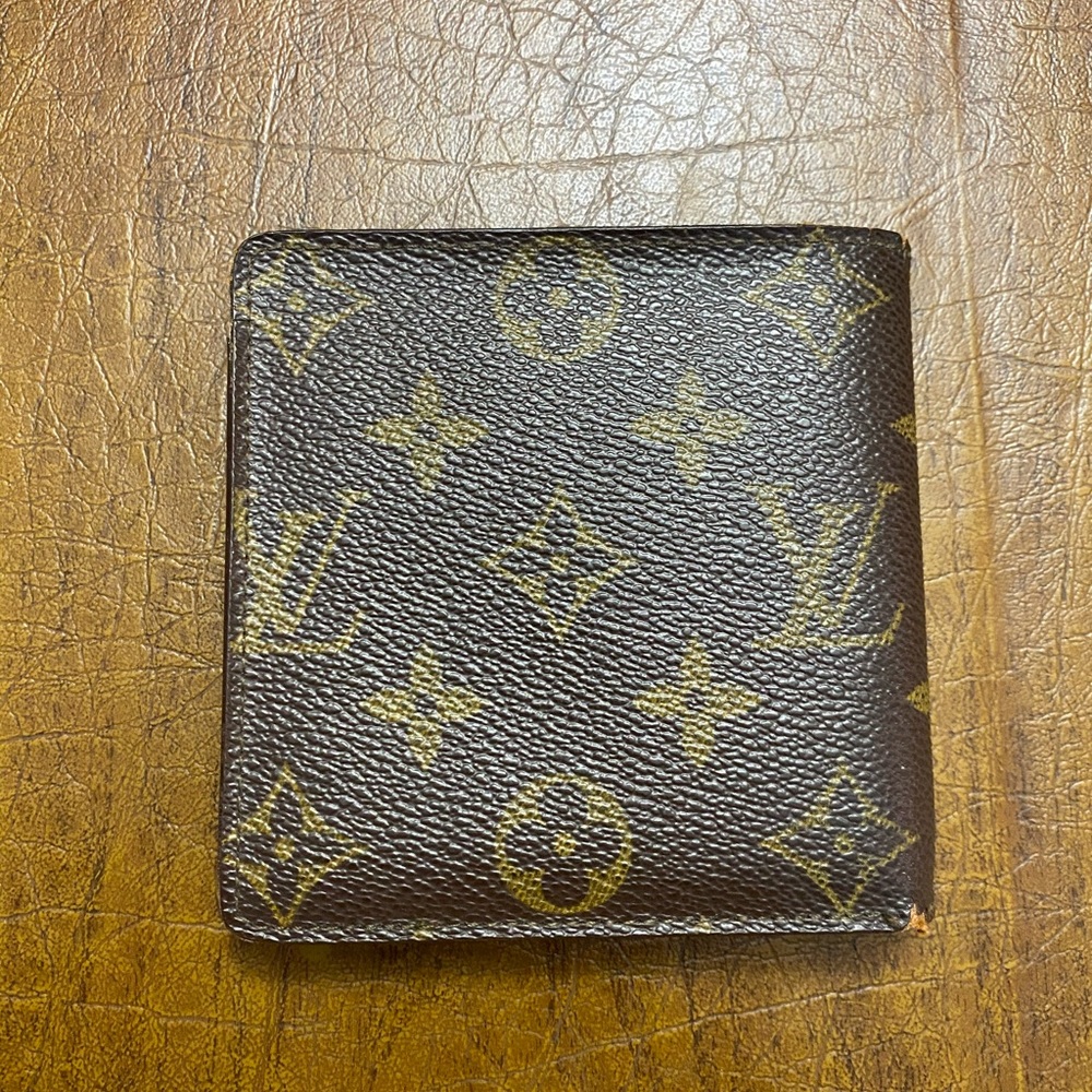 Louis Vuitton monogram wallet